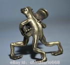 4cm Old Chinese Brass Carving Feng Shui Kungfu Frog Fight Lucky Statue