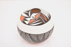 Native American Indian Pottery Acoma Handmade Fine Line Round Vase Seed Pot Vtg