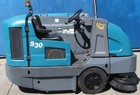 Tennant S30 Ride On Parking Lot Sweeper Lp Propane Gm 1600 Vortec Engine As Is