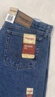 Wrangler Rugged Wear Men   s Relaxed Fit Blue Denim Straight Jeans 5-pocket