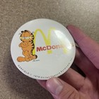 Vintage 1978 Mcdonald s Garfield Employee Pinback Button Pin Jim Davis