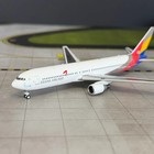 C Models 1 400 Asiana Airlines Boeing 767-300 Hl7528 C0052