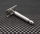 Vintage 1970 Gillette Spiral Tech De Safety Razor  P2 Stunning   Clean 