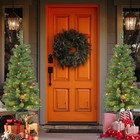 4ft Pre-lit Artificial Potted Christmas Tree Small Tree With 50 Lights pinecones