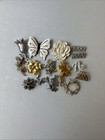 Vintage Brooches Lot Of 15  Read Description  