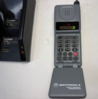 Vintage Working Cellular One By Motorola Cell Phone 67416a With Charger
