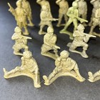 Lot Of 27 Vintage Green Plastic Army Men Soldiers Mpc Of War