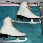 Unbranded Women   s Juniors White Figure Ice Skates Size 8 With Aerflyte Blades