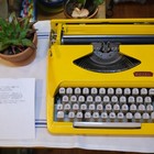  needs Repair  1965 Royal Royalite Portable Typewriter Yellow Sn 6372029 Pica