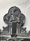 Vintage 13    Cast Iron Cross Nice Wall Hanging 9 5  Wide Christ And 12 Apostles