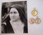 St Therese Of The Child Jesus st therese Of Lisieux  little Flower  Relic Locket