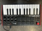 Akai Professional Mpk Mini 25 Key Midi Keyboard Controller  