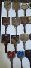 Vtg Brass Hotel Motel Room Keys Lot Of 35 Knotts Sheraton Ramada Marriot Hilton