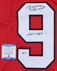 Bobby Hull Signed Chicago Blackhawks Jersey Inscribed  hof 1983   beckett Coa 