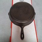 1930 s-1950 s Lodge  9 Sk Cast Iron Skillet 11 5  3 Notch Heat Ring Sits Flat