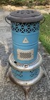 Antique Perfection Oil Heater Blue Enamel Kerosene Stove  630 W fuel Tank