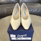 Vtg Rangoni Of Florence Gardenia Italy  Ivory Pumps Shoes 6b