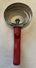 Metal Spring Curry Comb Red Handle For Grooming Horses  Dogs Item   68-1500-0-0