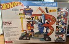 Hot Wheels Attacking Shark Escape Trackset New