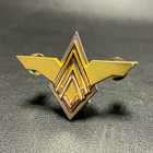  new  Battlestar Galactica Elite Flight Pilot Wing Pin   adama Tigh Cain Viper