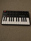 Akai Mpk Mini Mkii 25 Keys Keyboard Synthesizer With Case