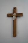 Vintage Wooden   Metal Wall Cross Crucifix 7 1 2  Tall