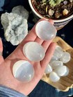 1pcs Selenite Palm Stone 5-6cm White Stone Home Decor Reiki Energy Healing Gifts