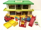 Vintage Playskool Holiday Inn Playset W  18 Accessories   Pool Play Board 1974