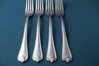 Lenox Butlers Gourmet Dinner Forks  set Of 4  18 8 Plume China 8 1 8 
