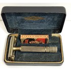 Vintage Gillette Safety Razor Set Butterfly Open Knurled Handle Case Don Juan