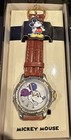 New Vintage Mickey Mouse Watch      made Exclusively For The Disney Store                