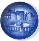 Royal Copenhagen 2026 Annual Christmas Plate     The Marble Bridge     New W  Box
