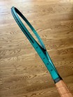 Wilson Blade 98 V9 18x20  grip 4 1 2 