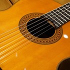 2006 Yamaha Gc-31 Classical Guitar All Solid Woods Made In Japan