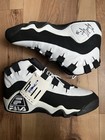 Detroit Pistons Grant Hill Shoes Fila Game Issued Brand New
