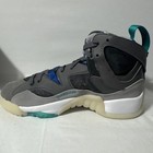 Size 5  gs  - Jordan Jumpman Two Trey Mid Light Graphite Sport Royal
