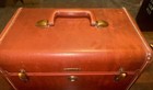 Samsonite True Vintage 1950s Brown Hard Vinyl Vanity train Case Locking
