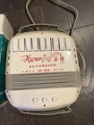 Hero Accordion Satchel - Uc 100 -  Made In China - Rare Model With Box - Works 