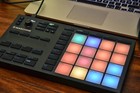 Native Instruments Maschine Mikro Mk3 Midi drum Controller