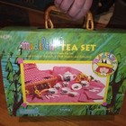 Brand New Vintage Madeline Doll Porcelain Tea Set In Wicker Picnic Basket Kids 