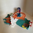 Hot Wheels Shark Bite Bay Race Track Fold   Go Carrying Case  no Care 