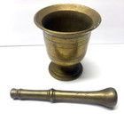 Antique Brass Footed Mortar   Pestle Apothecary Pharmacy Spice Grind