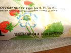 Nos Vtg Cannon Monticello Very Berry Strawberry Full Fitted Sheet 2 Pillow Cases