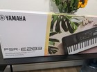 Yamaha Psr-e283 Digital Keyboard Electric Piano Brand New 