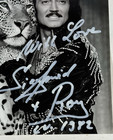 Siegfried And Roy Signed Autographed 8x10 Promo Photo W  White Tiger  1982