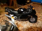 Lot Of 9 Maisto Motorcycles   Bikes - Kawasaki  Suzuki  Honda  Ducati  Yamaha   