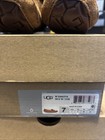 New Ugg Women   s Dakota Slippers 5612 Chestnut Size 7 In Box