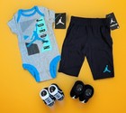 Air Jordan Baby Boys 4-pc Gift Set  Bodysuit  Pants   Booties 0-6 Months 