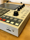 Akai Professional Mpc One Retro Edition Standalone   64gb Sd Card   3 5mm Cable