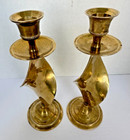 Set Of 2 Vintage Twisted Swirl Solid Brass Candlestick Holders India 8   17 2 Oz